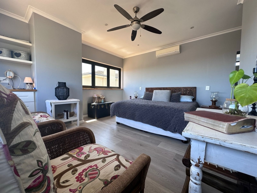 To Let 5 Bedroom Property for Rent in Rome Glen Western Cape